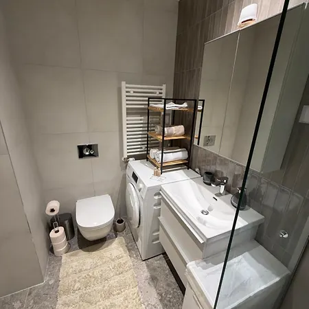 Waterfront Luxury & Free Parking * Belgrade