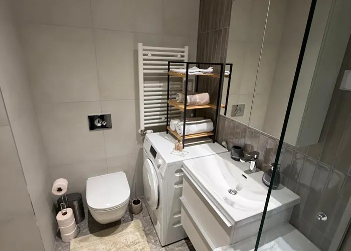 Waterfront Luxury & Free Parking * Belgrade