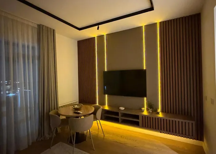 Waterfront Luxury & Free Parking Apartment Belgrade