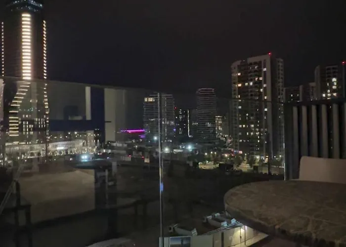 Waterfront Luxury & Free Parking Белград